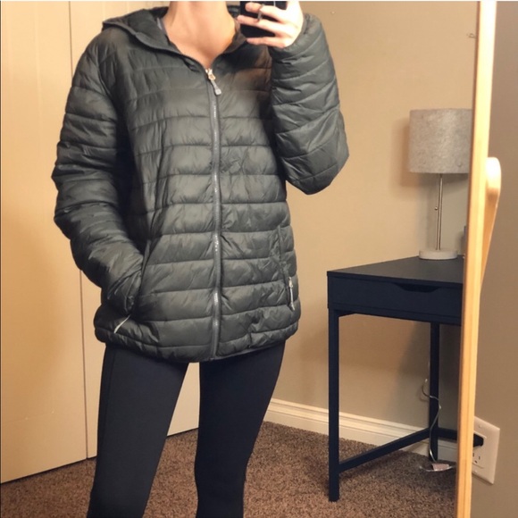 Packable Puffer - Picture 2 of 7